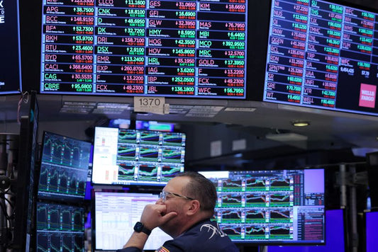 Nonfarm payrolls ahead, Apple earnings - what's moving markets